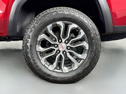 New 2026 GMC Canyon Denali image 33