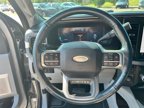 Used 2024 Ford F250 Limited w/ FX4 Off-Road Package AWD/4WD image 17