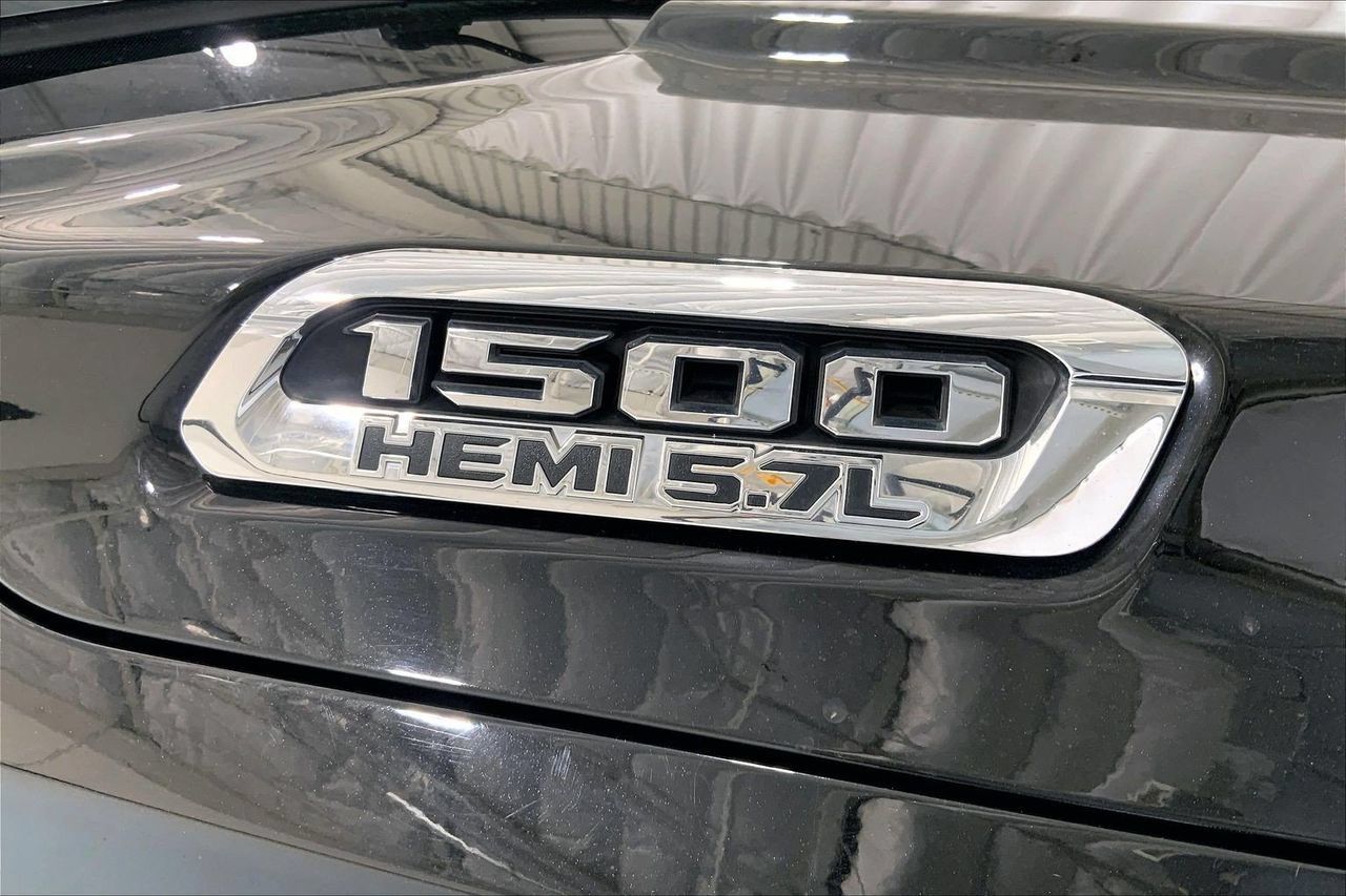 Used 2022 RAM 1500 Laramie w/ Laramie Southwest Edition RWD image 9