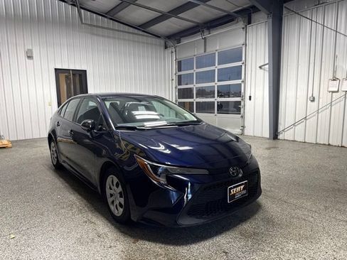 Used 2023 Toyota Corolla LE FWD image 15