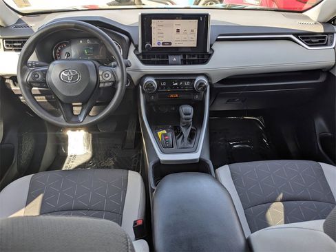 Used 2025 Toyota RAV4 XLE w/ Convenience Package image 11