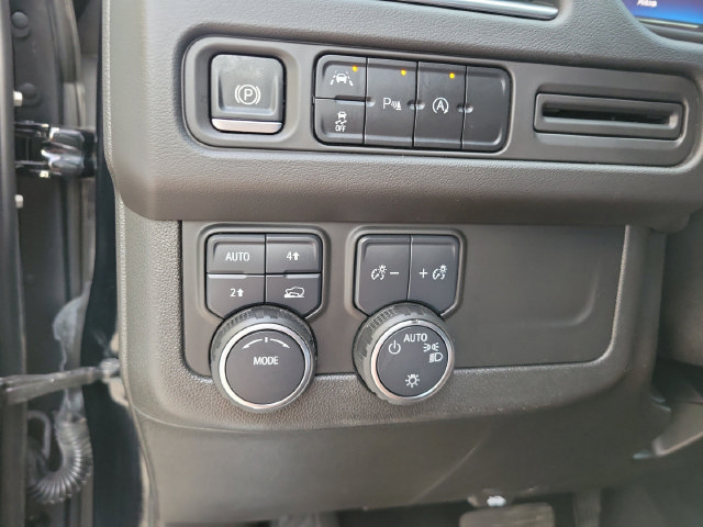 Used 2024 Chevrolet Tahoe LT AWD/4WD image 30