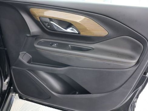 Used 2021 GMC Terrain SLE w/ Driver Convenience Package image 28