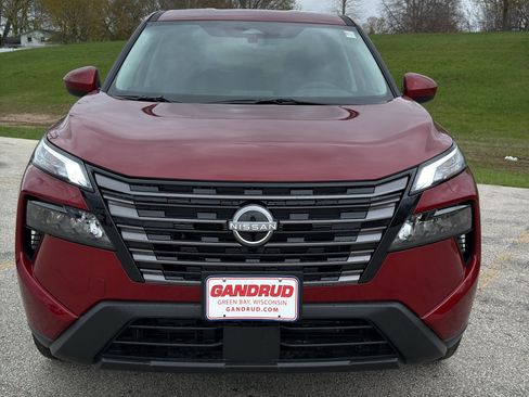 New 2026 Nissan Rogue SV w/ Cold Weather Package AWD/4WD image 3