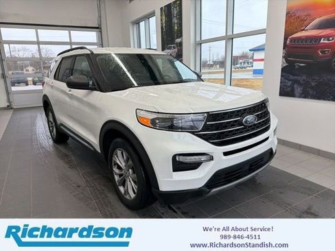 Used 2023 Ford Explorer XLT w/ Equipment Group 202A AWD/4WD image 1