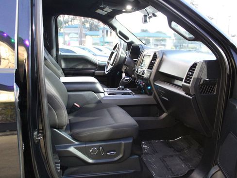Used 2018 Ford F150 XLT w/ Equipment Group 302A Luxury AWD/4WD image 10