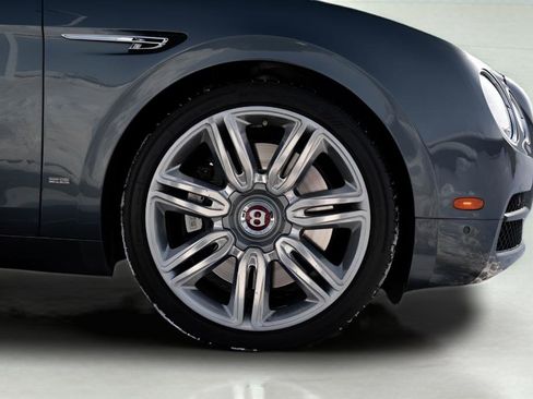 Used 2016 Bentley Flying Spur V8 image 11