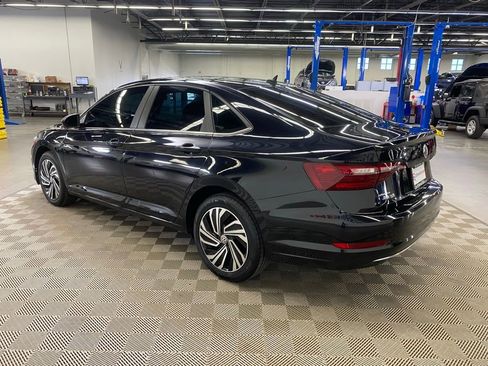 Used 2020 Volkswagen Jetta SEL FWD image 4