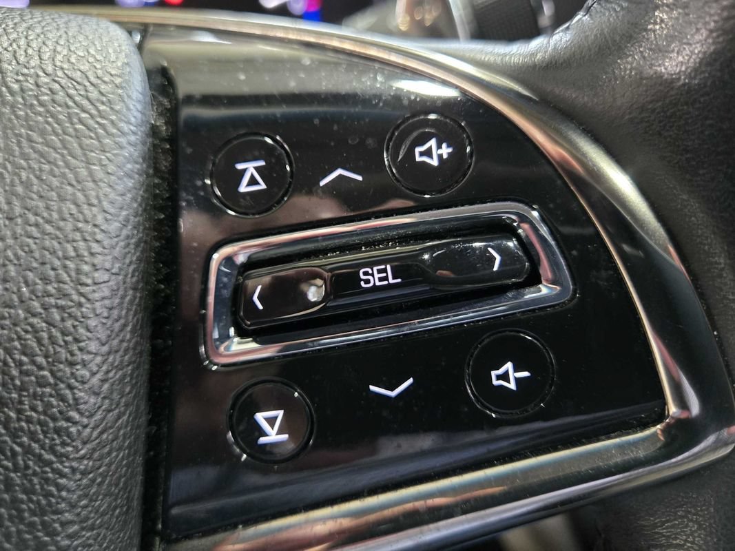 Used 2015 Cadillac CTS AWD Sedan w/ Seating Package image 18