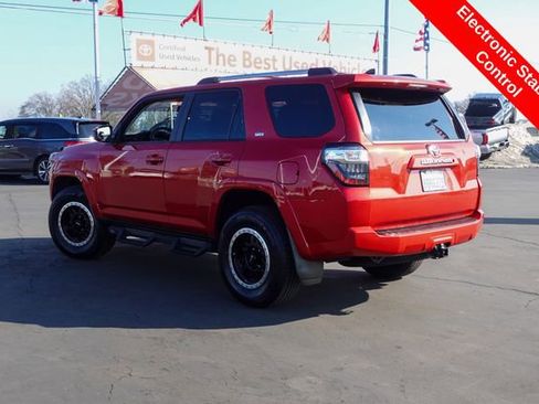 Used 2020 Toyota 4Runner SR5 image 11