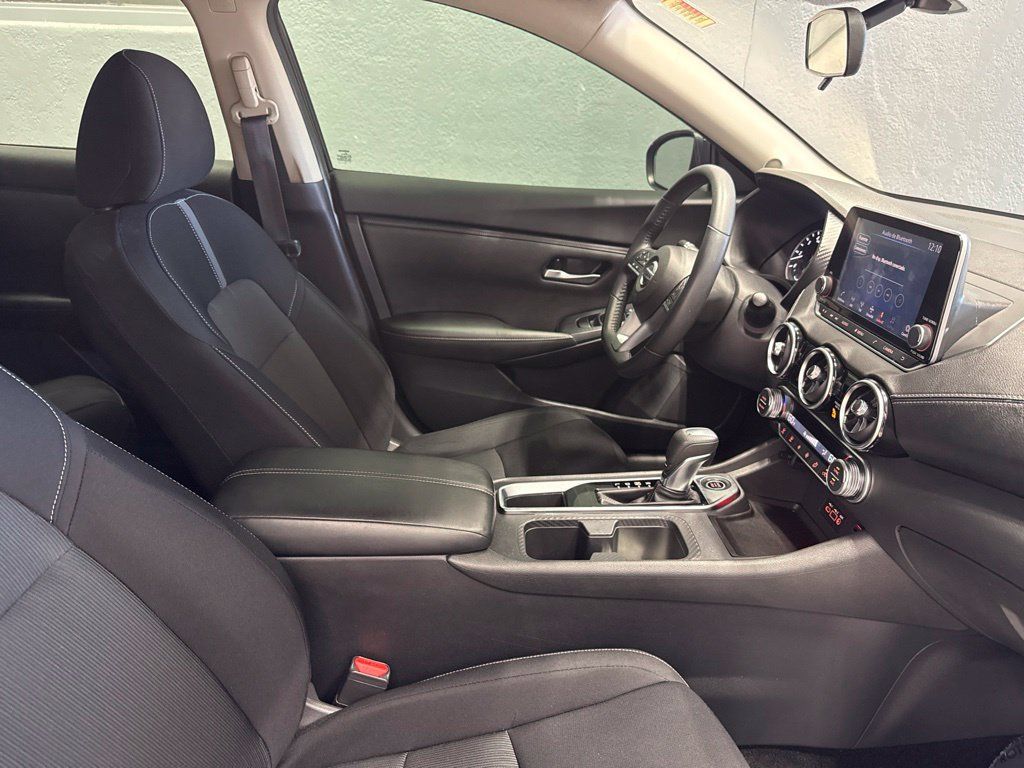 Used 2020 Nissan Sentra SV FWD image 29