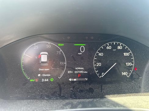 Used 2024 Honda CR-V Sport image 16