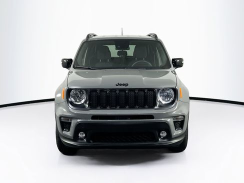 Used 2022 Jeep Renegade Altitude AWD/4WD image 2