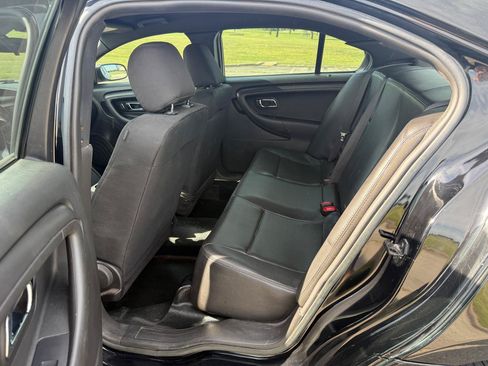 Used 2017 Ford Taurus Police Interceptor FWD image 14