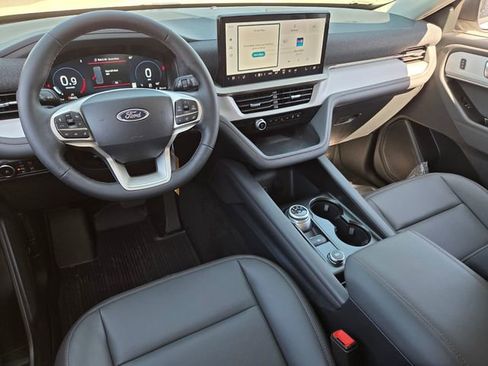 New 2026 Ford Explorer Active image 41