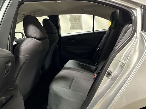 Used 2022 Toyota Corolla LE FWD image 22