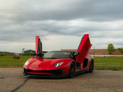 Used 2017 Lamborghini Aventador LP 750-4 Superveloce image 29
