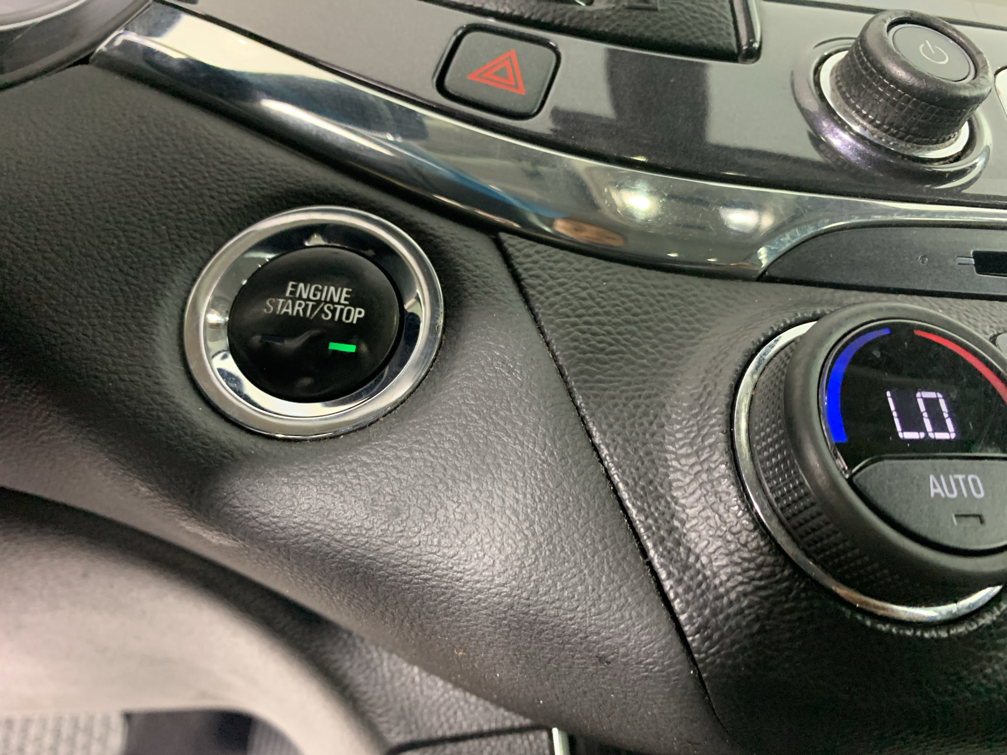 Used 2020 Chevrolet Impala Premier FWD image 17