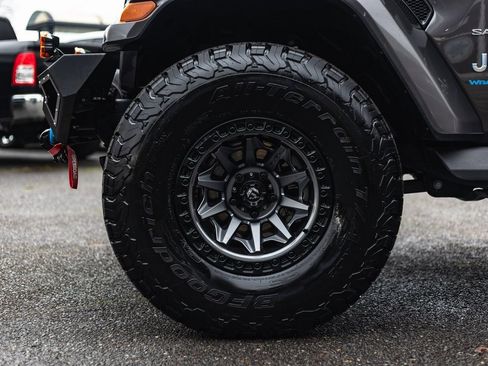 Used 2023 Jeep Wrangler Unlimited Sahara image 12