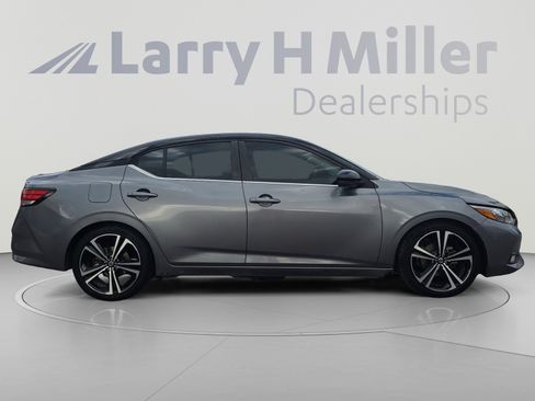Used 2020 Nissan Sentra SR w/ Trunk Package FWD image 6
