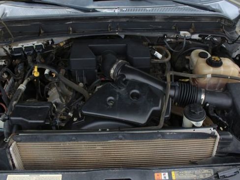 Used 2012 Ford F350 XLT w/ XLT Interior Pkg image 25