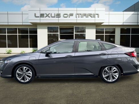 Used 2018 Honda Clarity Touring image 2