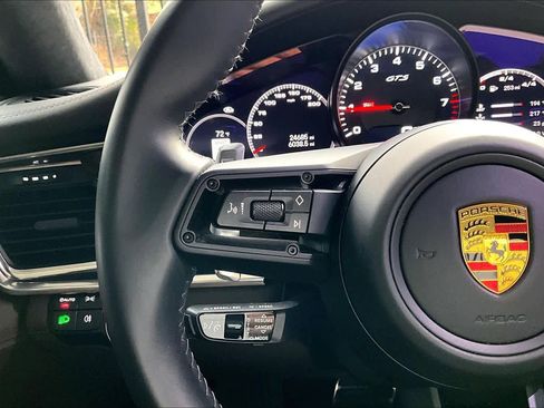 Used 2022 Porsche Panamera GTS image 23