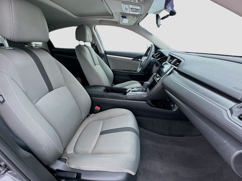 Used 2018 Honda Civic EX image 19