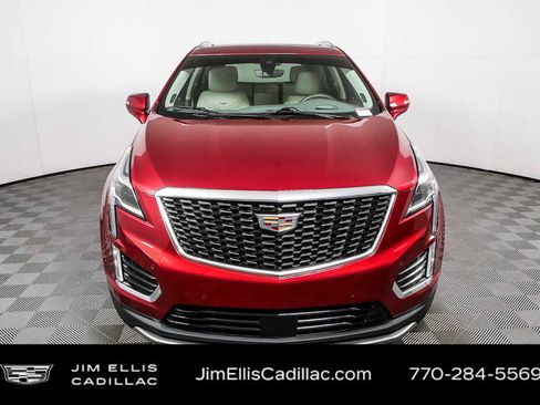 Used 2022 Cadillac XT5 Premium Luxury w/ Technology Package AWD/4WD image 28