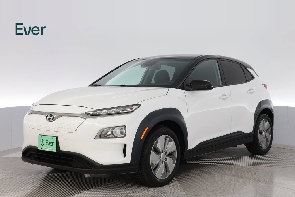 Used 2021 Hyundai Kona SEL FWD image 2