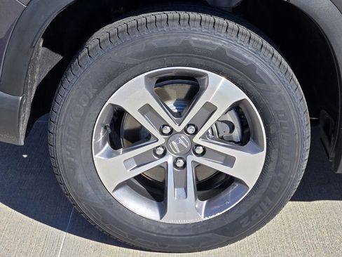 Certified 2024 Honda Pilot EX-L image 10