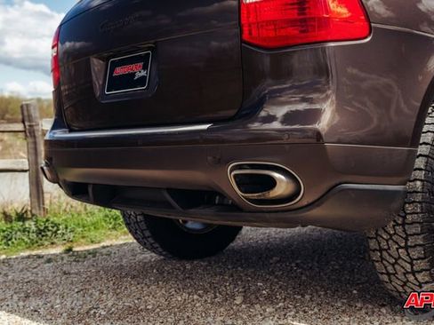 Used 2009 Porsche Cayenne image 34