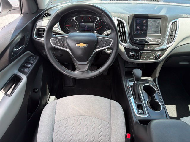 Used 2023 Chevrolet Equinox LT w/ Driver Convenience Package AWD/4WD image 17