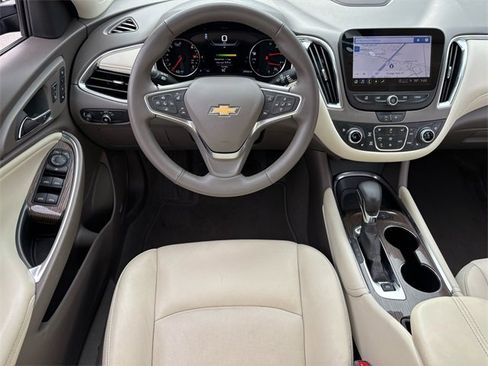 Certified 2024 Chevrolet Malibu LT image 15