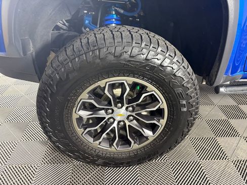 Used 2022 Chevrolet Colorado ZR2 image 11