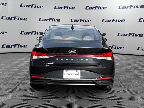 Used 2021 Hyundai Elantra SEL FWD image 4