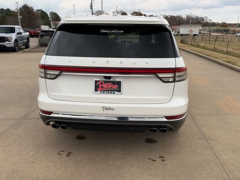 Used 2021 Lincoln Aviator Reserve w/ Equipment Group 201A image 8