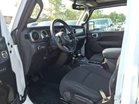 Used 2022 Jeep Wrangler Unlimited Sport AWD/4WD image 20