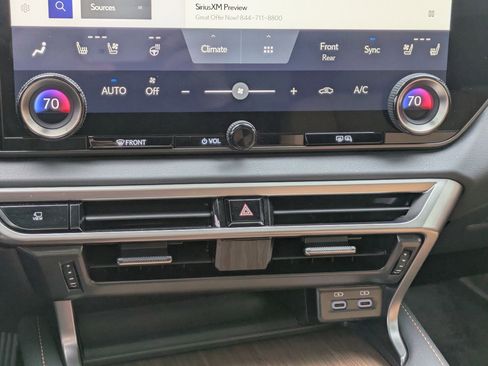 Used 2025 Lexus RX 350 AWD image 24