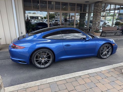 Used 2017 Porsche 911 Carrera RWD image 4