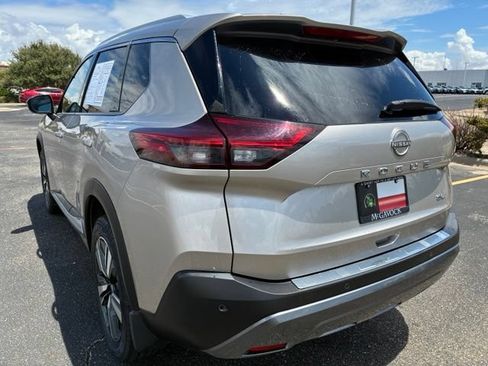 Used 2022 Nissan Rogue SL FWD image 4