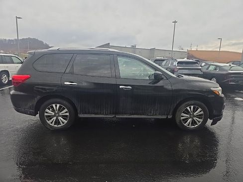Used 2020 Nissan Pathfinder SL image 8