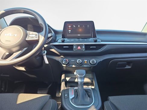 Certified 2023 Kia Forte LXS image 22