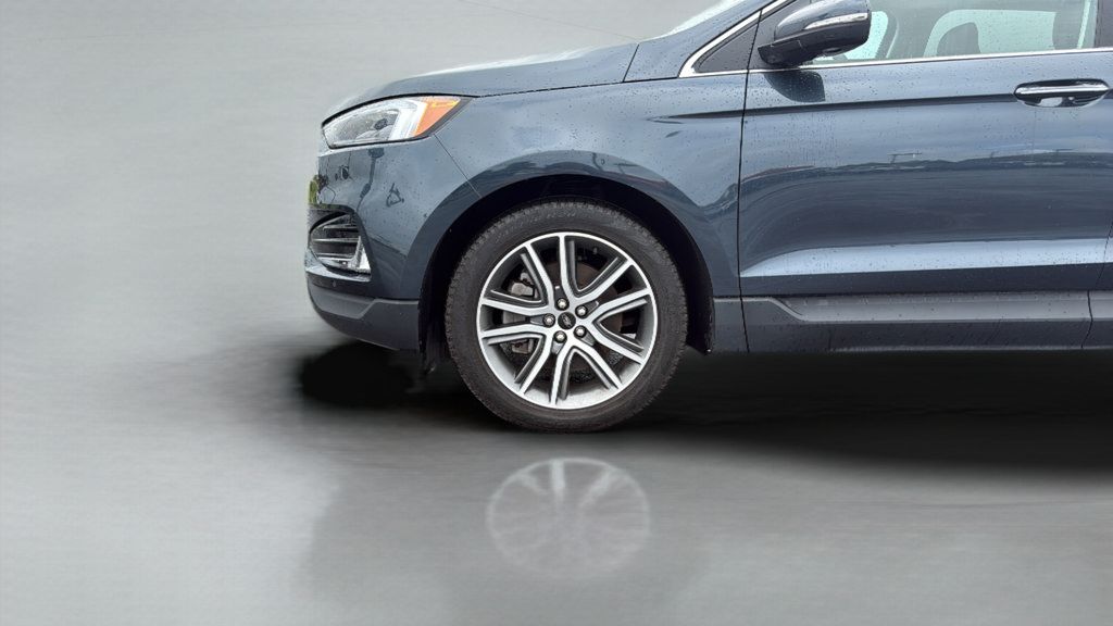 Certified 2024 Ford Edge Titanium w/ Equipment Group 301A AWD/4WD image 30