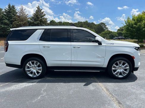 Used 2024 Chevrolet Tahoe High Country AWD/4WD image 28