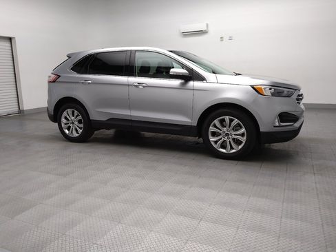 Used 2024 Ford Edge Titanium image 11