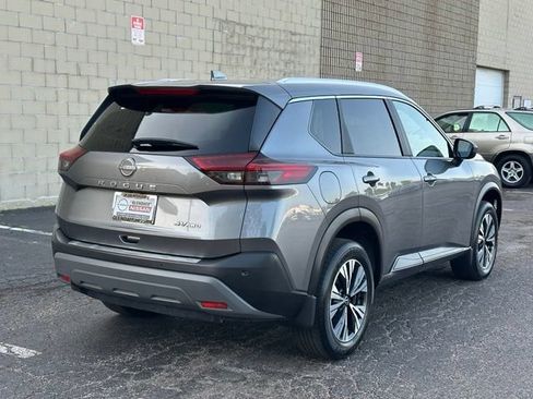 Certified 2023 Nissan Rogue SV w/ SV Premium B Package AWD/4WD image 4