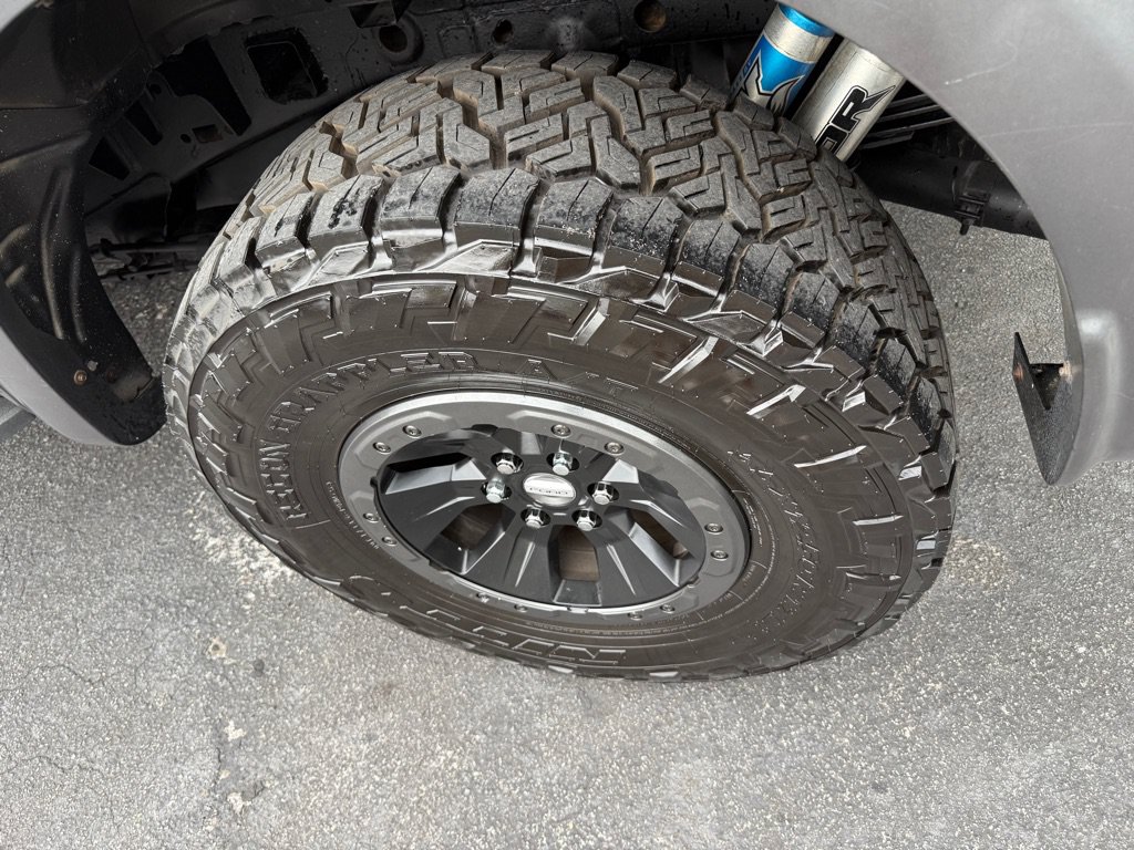 Used 2017 Ford F150 Raptor w/ Equipment Group 802A Luxury AWD/4WD image 16