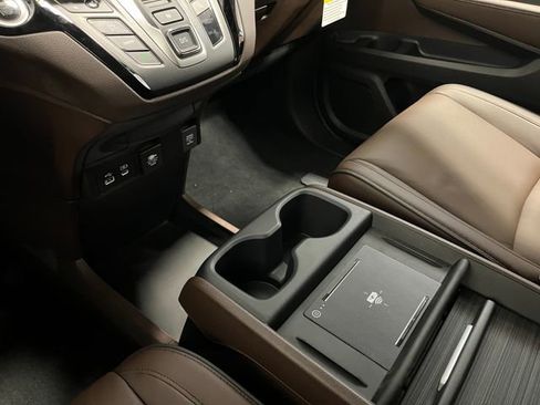 New 2026 Honda Odyssey Touring image 18