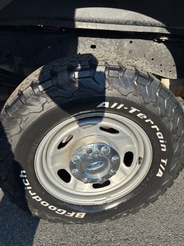 Used 2016 Ford F250 XL w/ XL Appearance Package AWD/4WD image 16